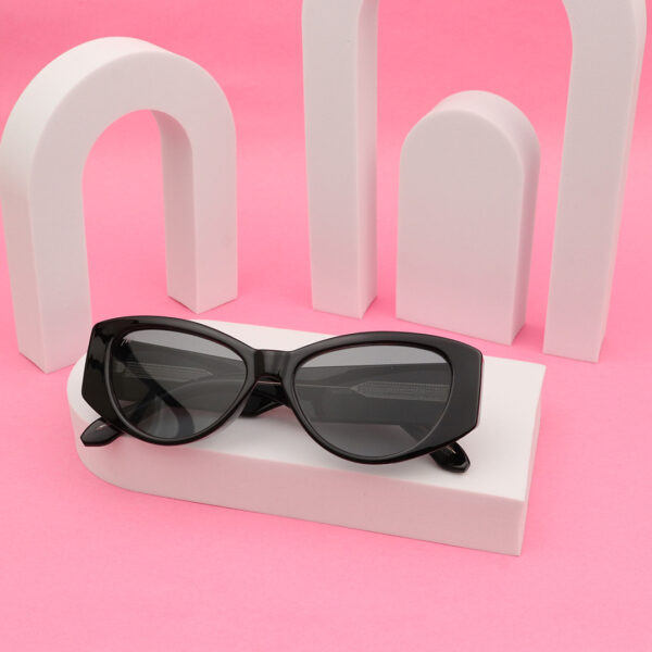 SpexVue  | Full Rim  Black | Cateye For Women | Sunglass
